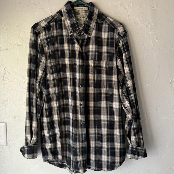 LL Bean Shirt Mens Sm Blue Plaid Flannel Button Down Traditional Cabin Outdoor - Picture 2 of 7